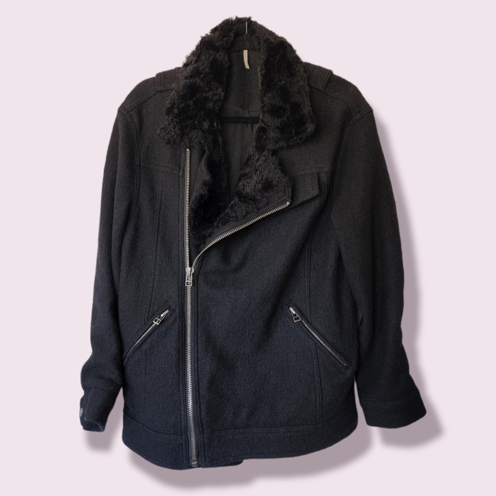 Free People Black Faux Fur Collar Jacket